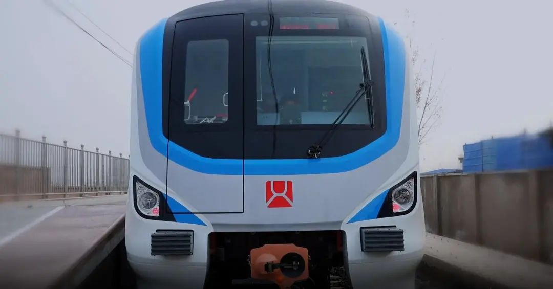 亮克威泽助力新型140km/h市域铁路动车组成功下线